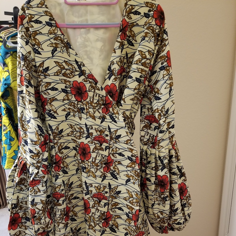 Floral Print Wrap Midi Dress with Balloon Sleeve